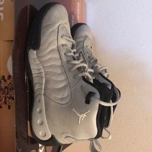 Boys Jordan basketball shoes
